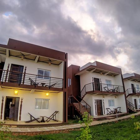 Bira Hotel Antsirabe Dış mekan fotoğraf