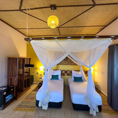 Bira Hotel Antsirabe Dış mekan fotoğraf