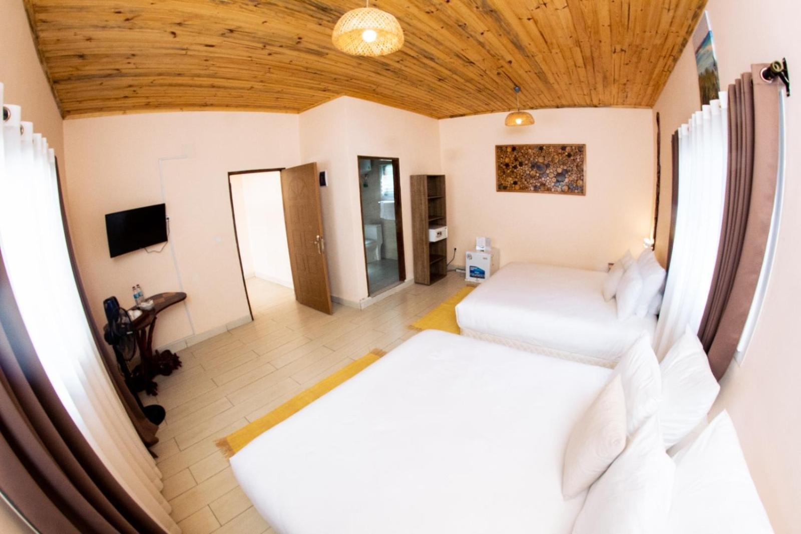 Bira Hotel Antsirabe Dış mekan fotoğraf