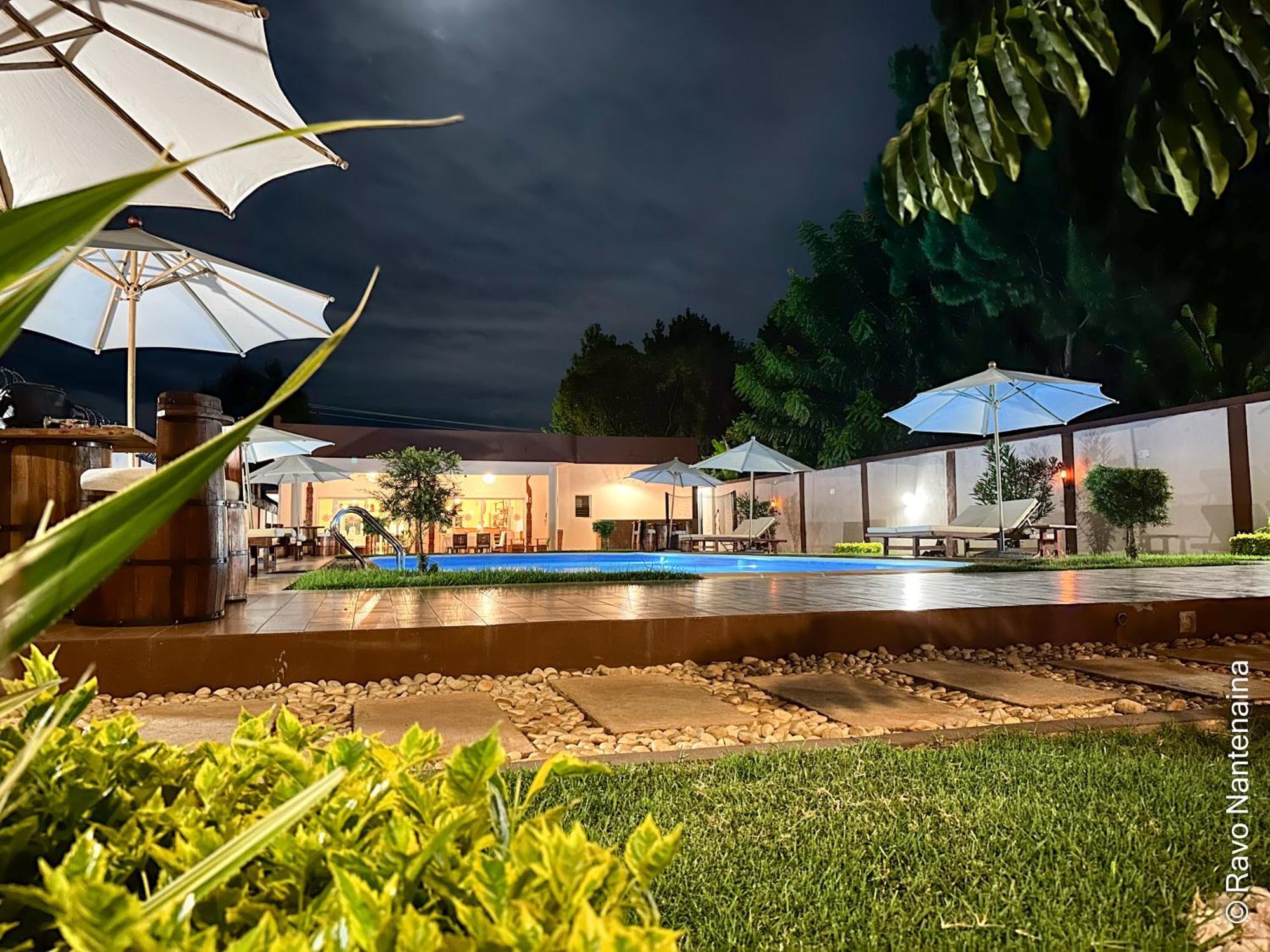 Bira Hotel Antsirabe Dış mekan fotoğraf