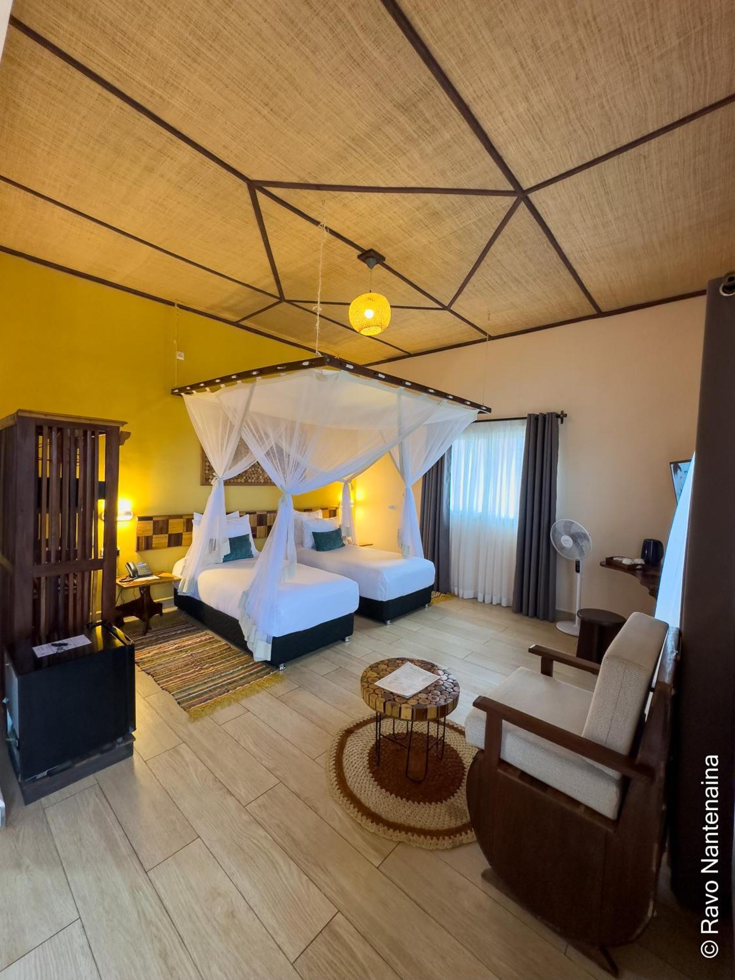 Bira Hotel Antsirabe Dış mekan fotoğraf